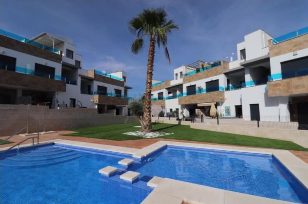 Imagen 2 de Casa de pueblo en Venta en Bigastro Alicante