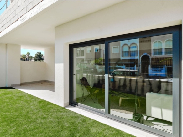 Imagen 2 de Casa-Chalet en Venta en Torrevieja Alicante