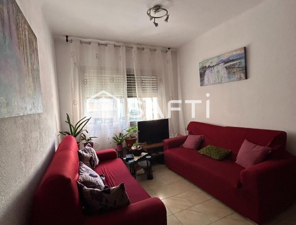 Imagen 2 de Amplio piso en venta en Amposta – Parc Xiribecs