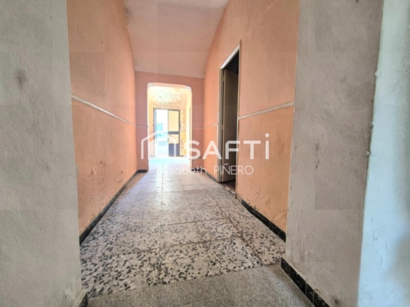 Imagen 2 de Planta baja con patio y pozo propio. Ideal Reforma