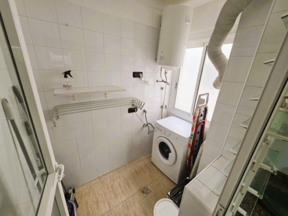 Imagen 3 de Propiedad con Encanto en Adeje Pueblo – 3 Habitaciones en Zona Excelente