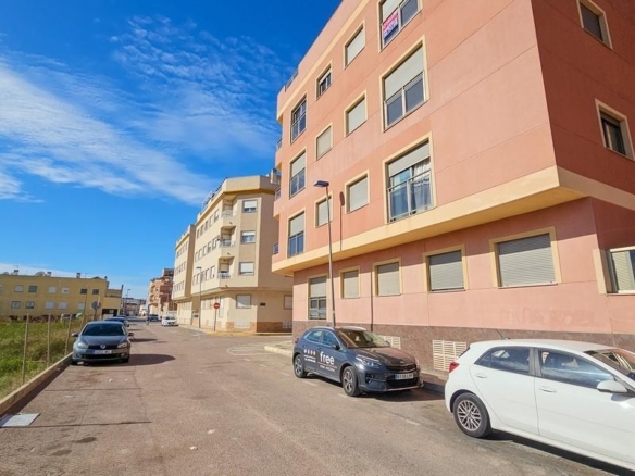 Imagen 1 de Venta de piso en Formentera del segura