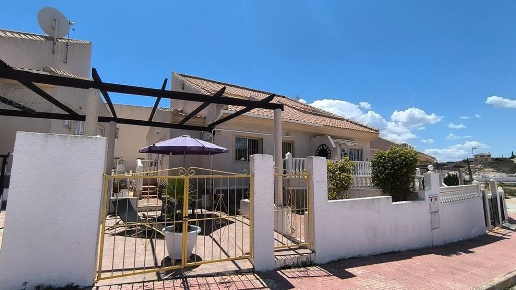 Imagen 2 de Venta de villa en Ciudad quesada