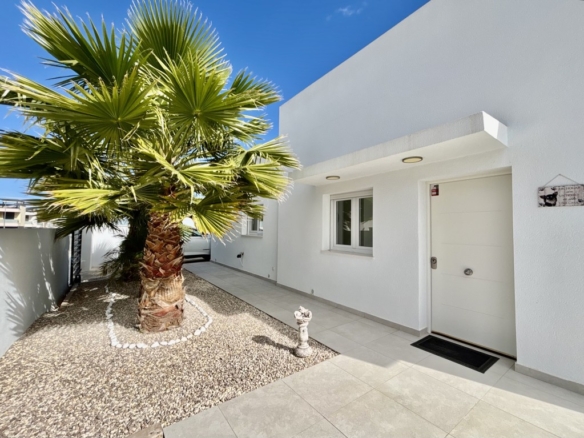 Imagen 3 de Casa-Chalet en Venta en Benijofar Alicante