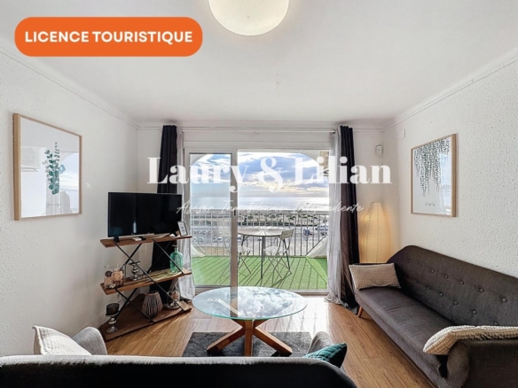 Imagen 3 de ¡LICENCIA TURÍSTICA! Apartamento de 2 dormitorios con vistas al mar