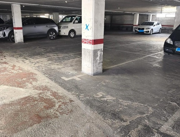 Imagen 3 de Plaza de Garaje en Venta en el Centro de Huesca – Junto a Iglesia de San Lorenzo