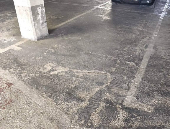 Imagen 1 de Plaza de Garaje en Venta en el Centro de Huesca – Junto a Iglesia de San Lorenzo