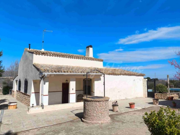 Imagen 1 de Casa de campo-Masía en Venta en Villena Alicante