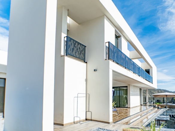 Imagen 2 de Casa-Chalet en Venta en Felix Almería