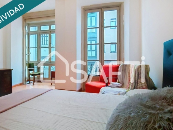 Imagen 2 de Piso señorial en pleno centro de Gijón a 3 minutos andando del Puerto y 5 de San Lorenzo