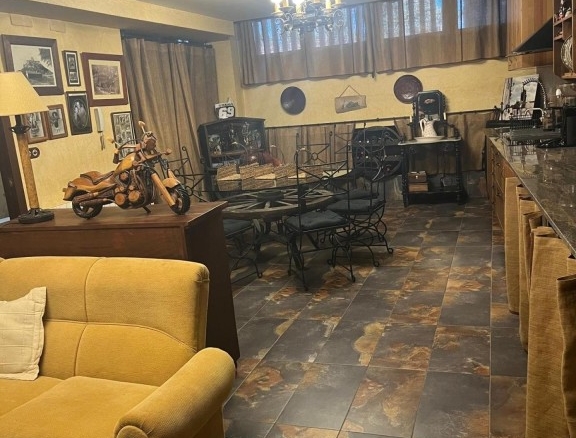 Imagen 3 de Exlusiva residencia unifamiliar en Almansa (SUP-1)