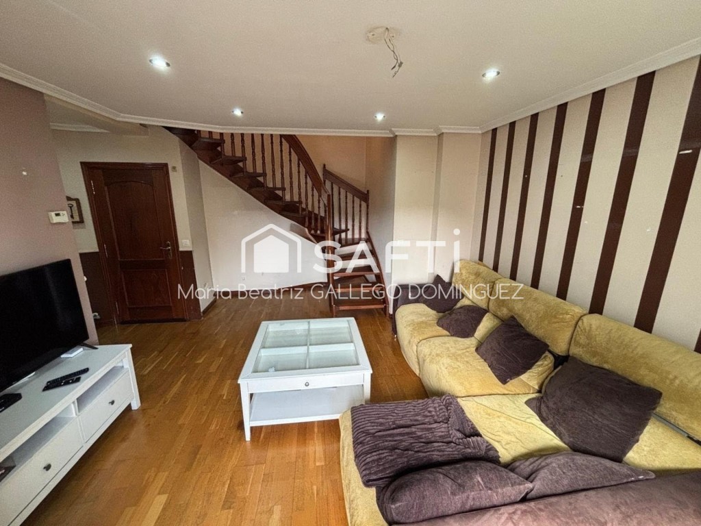 Imagen 3 de SE VENDE MARAVILLOSO DUPLEX EN ZONA DE PLAYA - ALCABRE - VIGO