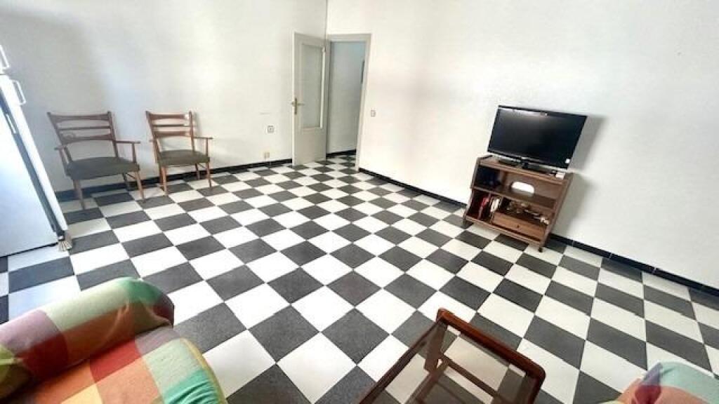 a 4 minutos andando de las playas de Águilas