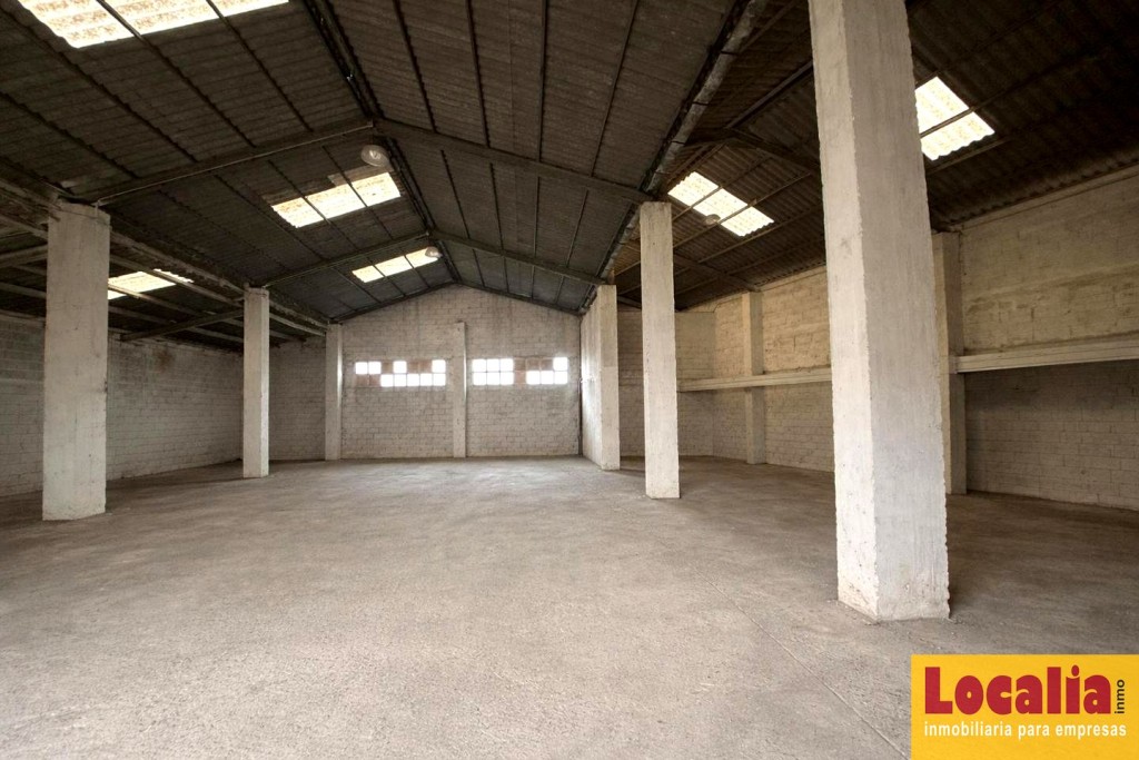 Imagen 1 de Nave industrial en venta con campa