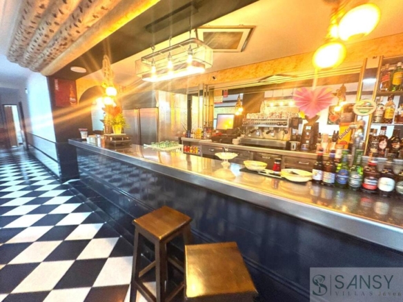 Imagen 1 de Local comercial en Venta en Alcoy Alicante