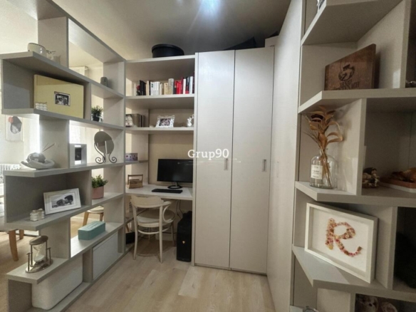 Imagen 4 de ¡Oportunidad en Cappont! Piso alto totalmente reformado con vistas espectaculares ?