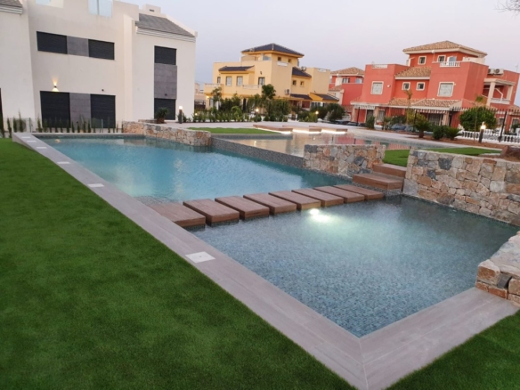 Imagen 3 de Casa-Chalet en Venta en Torrevieja Alicante