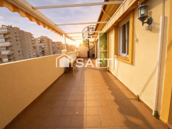 Imagen 3 de Luminoso apartamento orientado al sur en Algarrobo Costa con espectaculares vistas al mar.