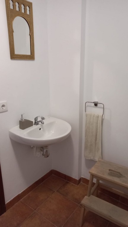 Imagen 3 de Estupendo local junto Calle Tharsis listo para funcionar!!!