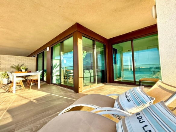 Imagen 2 de Apartamento de ensueño en primera línea – Séptima planta en esquina