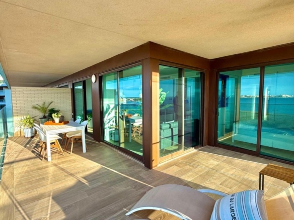 Imagen 1 de Apartamento de ensueño en primera línea – Séptima planta en esquina