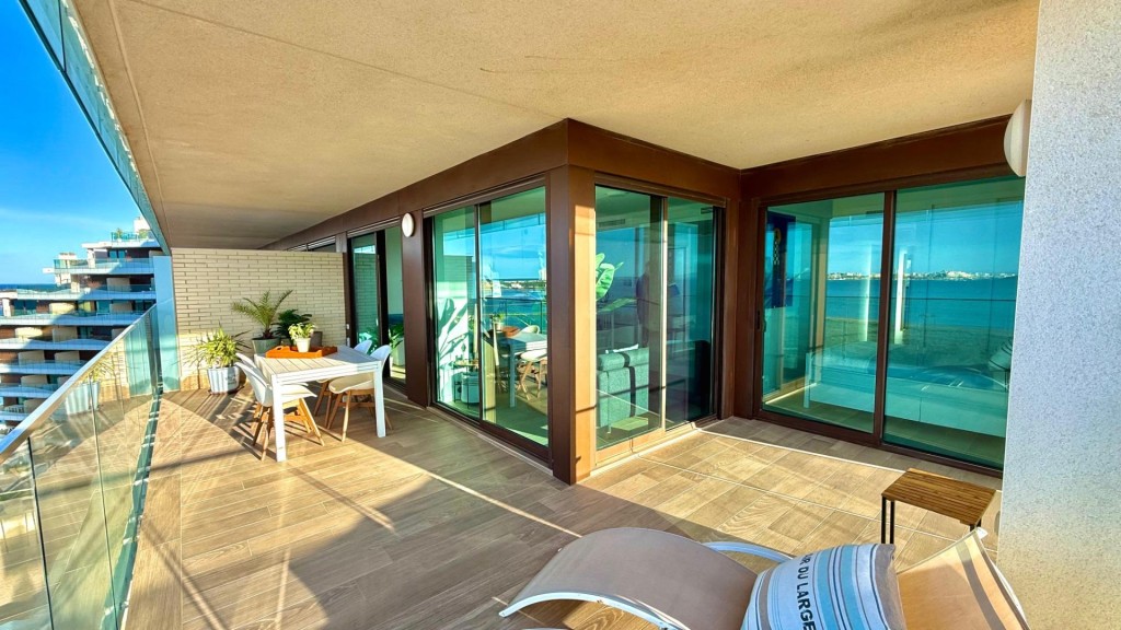 Imagen 1 de Apartamento de ensueño en primera línea – Séptima planta en esquina