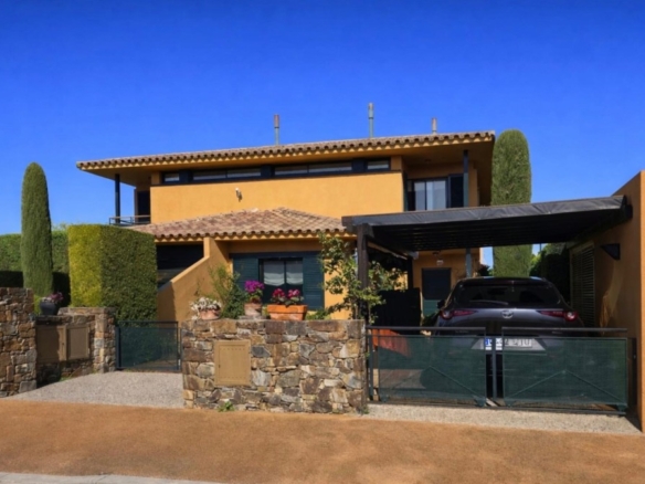 Imagen 1 de Casa Preciosa en Torremirona Golf