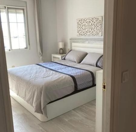 Imagen 4 de EN ALQUILER ESPECTACULAR ADOSADA DE 3 HABITACIONES CON PISCINA