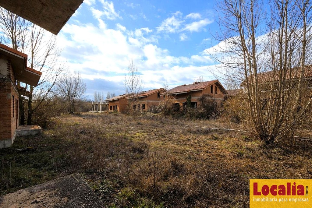 Imagen 2 de Obra parada en Villarcayo (Burgos)