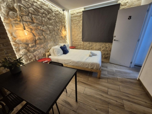 Imagen 1 de Local convertido en vivienda