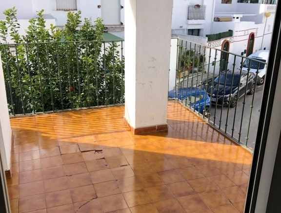 Imagen 4 de Piso de dos dormitorios cerca de la Estación de tren