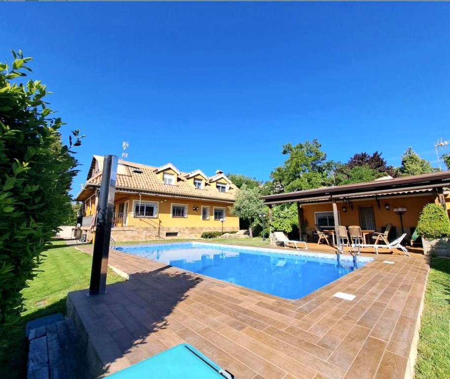 Imagen 2 de MAGNIFICO CHALET INDIVIDUAL EN SAN FRANCISCO