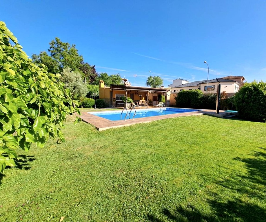 Imagen 4 de MAGNIFICO CHALET INDIVIDUAL EN SAN FRANCISCO