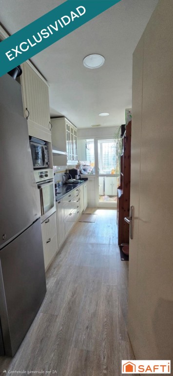 Imagen 2 de Luminoso bajo con ámplia terraza-jardín