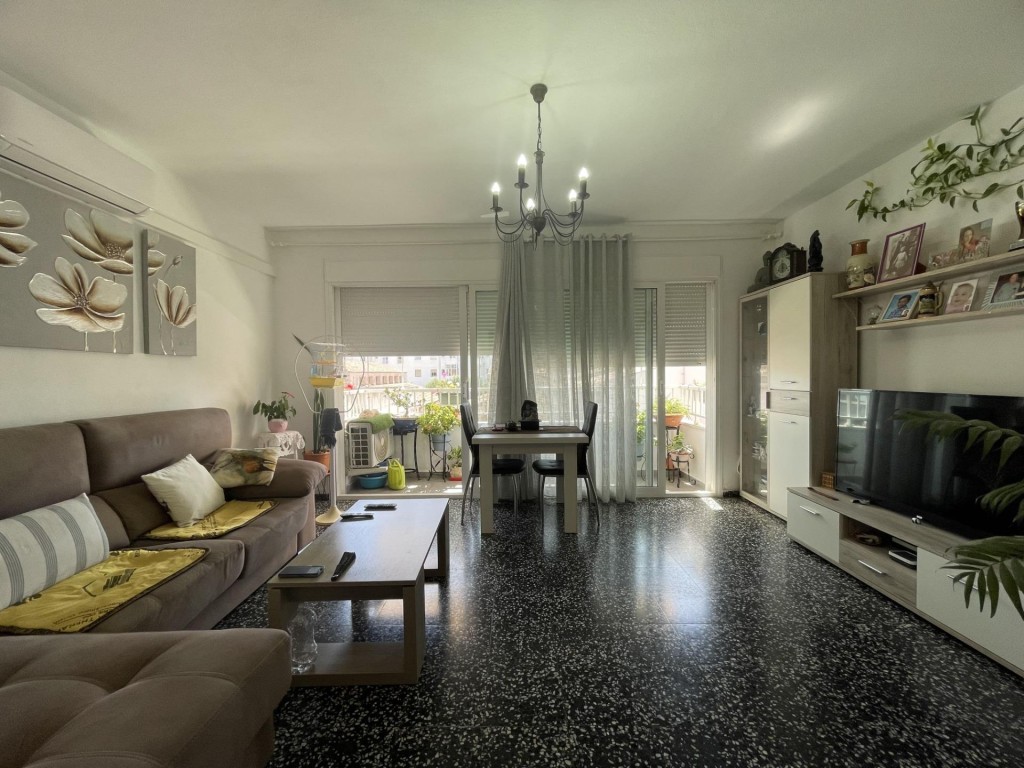 Imagen 1 de Se vende piso en excelente estado a 2 minutos del centro de Mahón