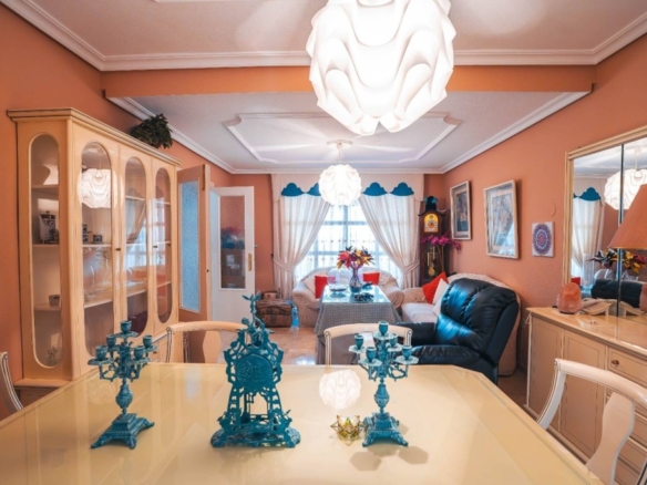 Imagen 2 de Chalet adosado en las lagunas