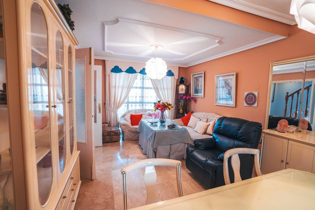 Imagen 3 de Chalet adosado en las lagunas