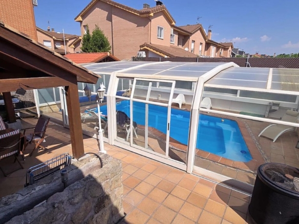 Imagen 1 de ¡EN VENTA CON ALTA RENTABILIDAD! CHALET PAREADO EN VILLANUEVA DE LA CAÑADA (MADRID)