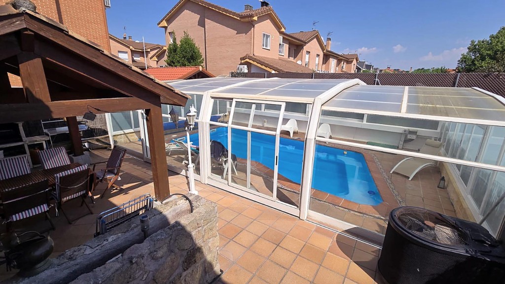 Imagen 1 de ¡EN VENTA CON ALTA RENTABILIDAD! CHALET PAREADO EN VILLANUEVA DE LA CAÑADA (MADRID)