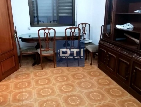 4 dormitorios y balcón – Albacete