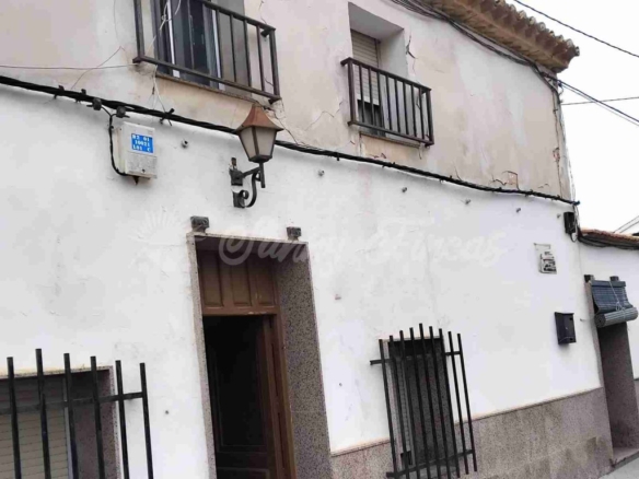 Imagen 1 de Casa de pueblo en Venta en Pinoso Alicante
