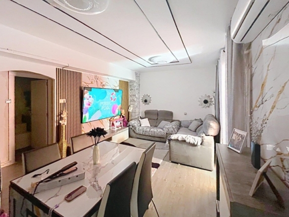 Imagen 3 de Piso luminoso con 2 balcones cerca de la universidad CEU