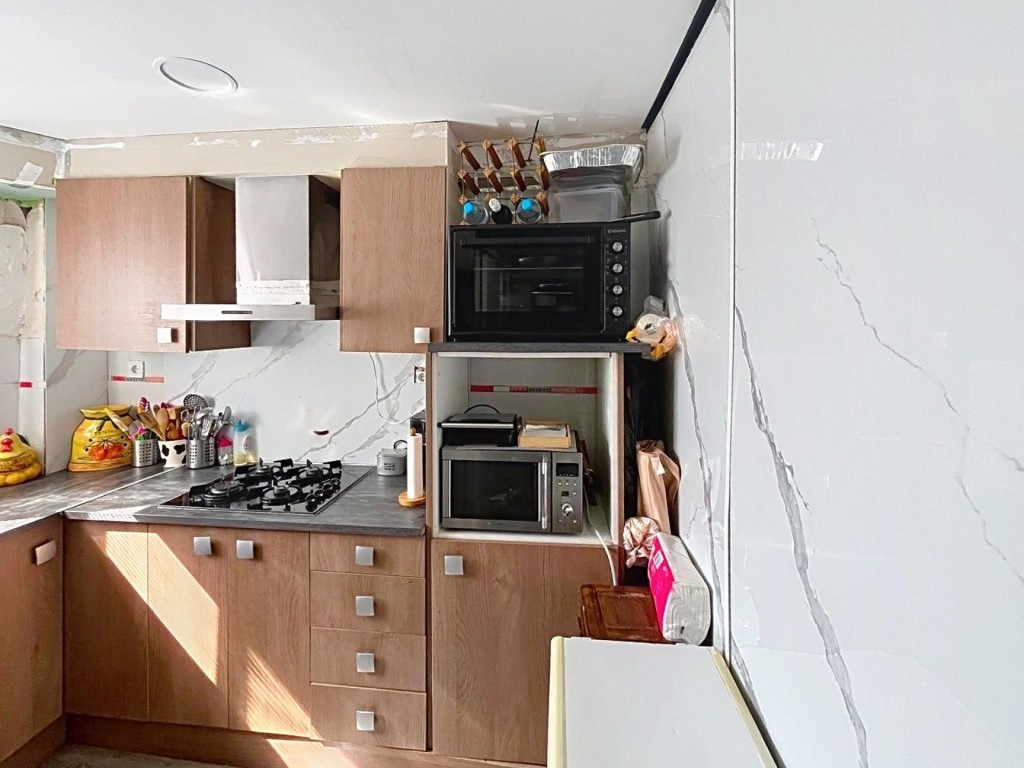 Imagen 4 de Piso luminoso con 2 balcones cerca de la universidad CEU