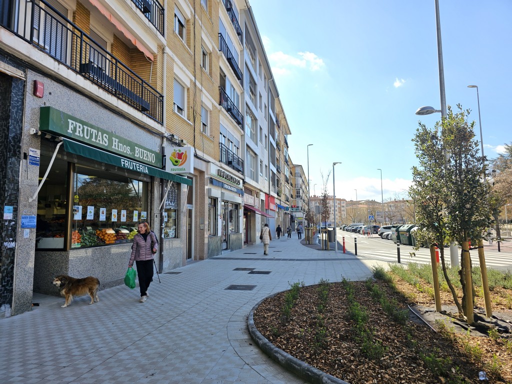 Imagen 1 de Local comercial en Venta en Pamplona Navarra CHANTREA