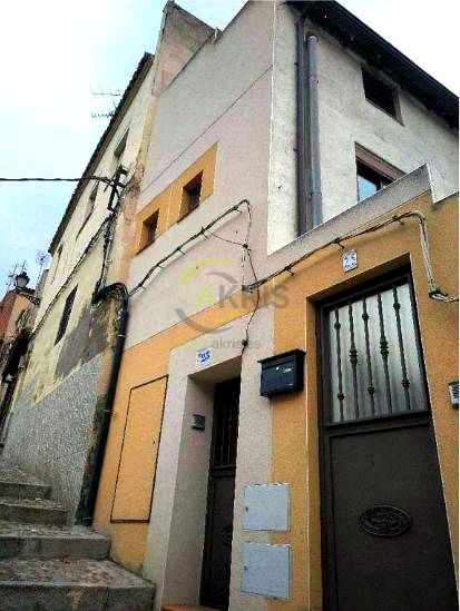 Imagen 2 de VIVIENDA EN EL CASCO HISTORICO!