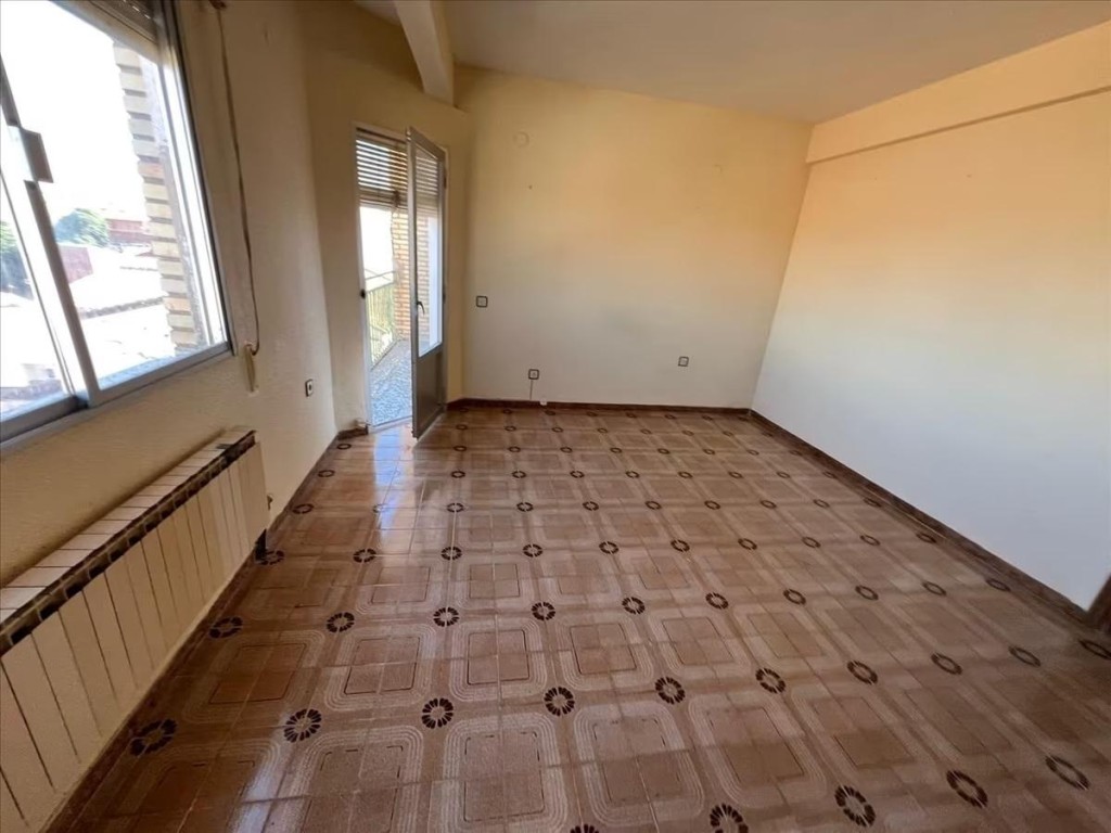 Imagen 2 de Amplio piso de 3 dormitorios con terraza en Gálvez