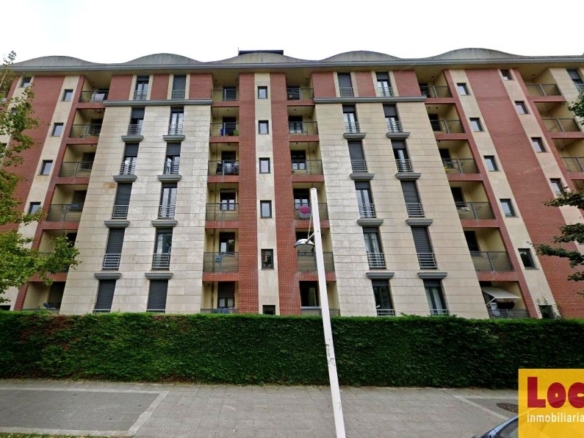 Imagen 2 de Plaza de garaje en calle Ernest Lluch