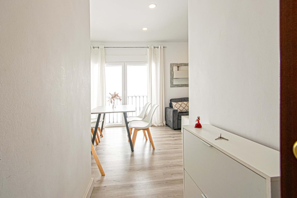 Imagen 2 de PISO MUY LUMINOSO Y REFORMADO JUNTO A LAS SETAS