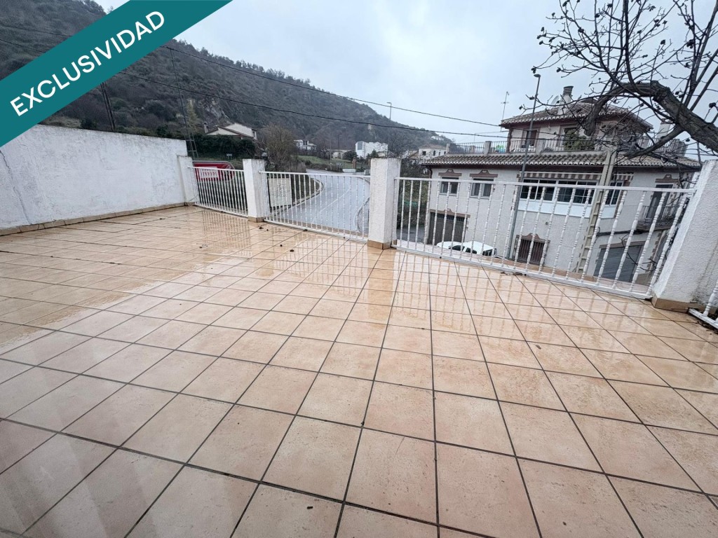 Imagen 1 de Edificio rentable y versátil en Montefrío