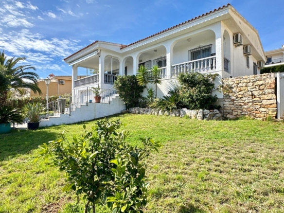Imagen 1 de El privilegio de elegir tus vistas: Chalet con piscina